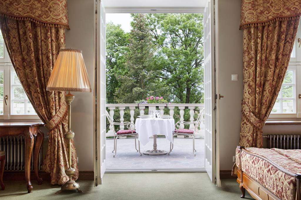 Zespol Palacowy Pacoltowo Na Wylacznosc Kamer foto